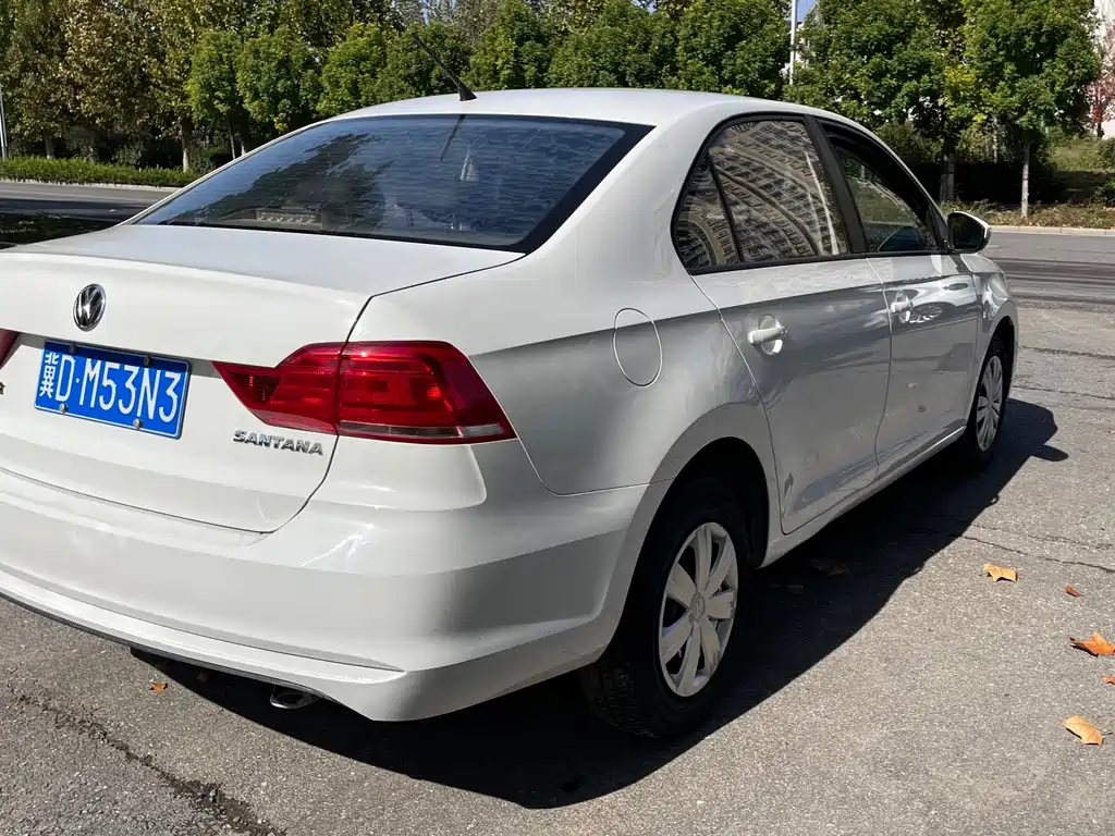 Volkswagen Santana — миниатюра 9