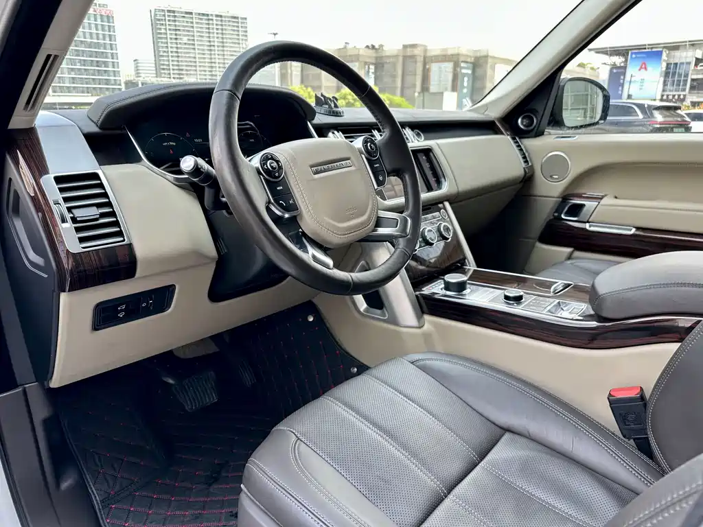 Land Rover Range Rover 2015 3.0 SC V6 Vogue SE Long Wheelbase