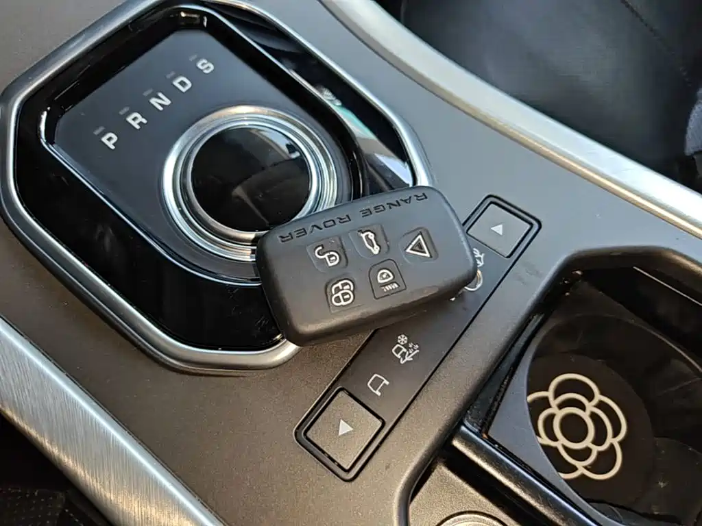 Land Rover Evoque — миниатюра 9