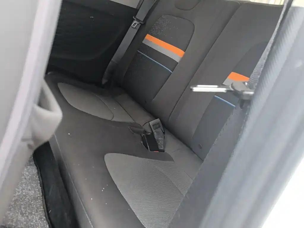 Wuling MINIEV — миниатюра 17