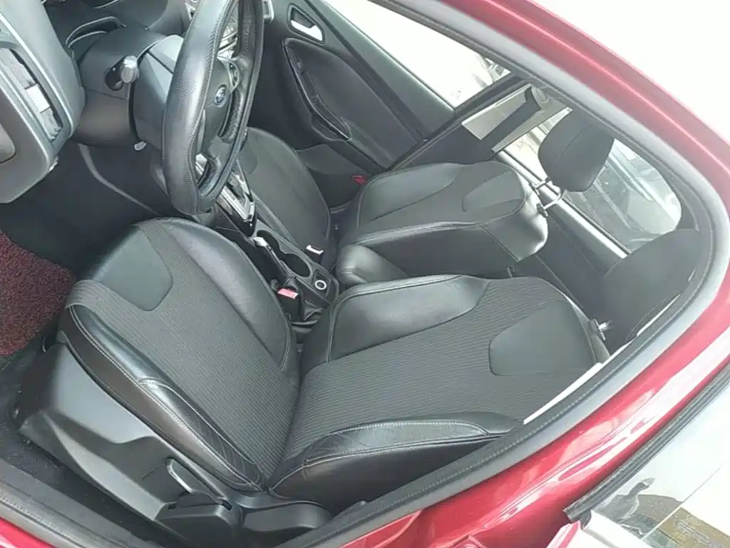 Ford Focus — миниатюра 15