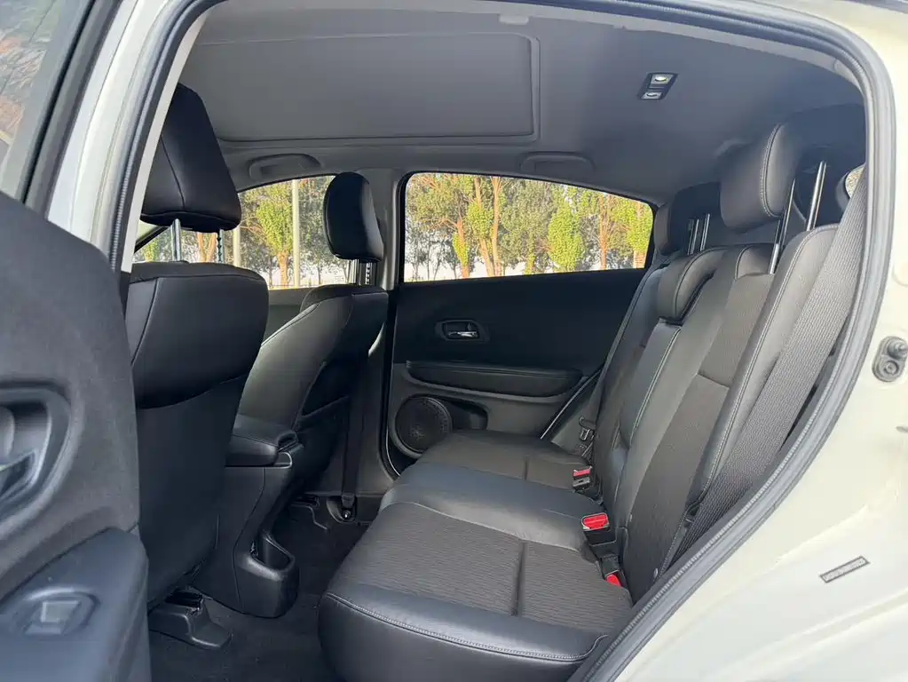 Honda Vezel — миниатюра 8
