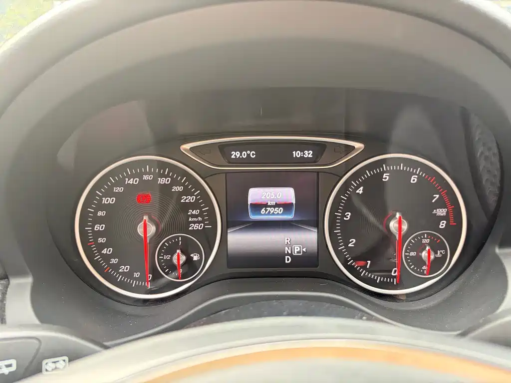 Mercedes-Benz A-Class (Import) — миниатюра 11