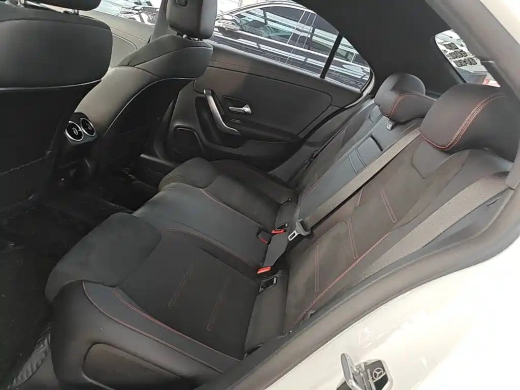 Mercedes-Benz A-Class — миниатюра 17