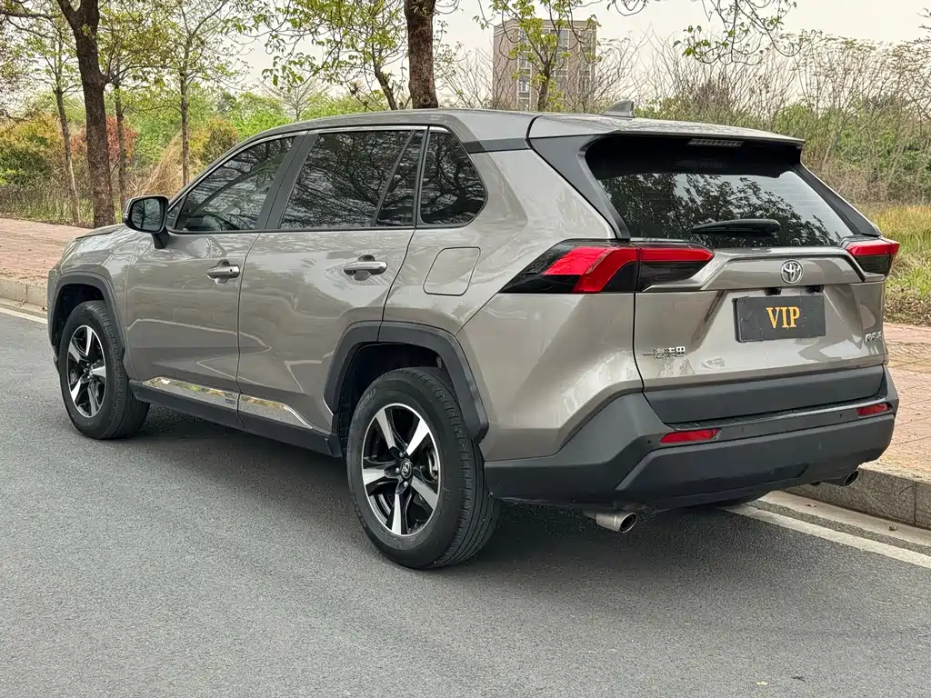 TOYOTA RAV4 RONGFANG