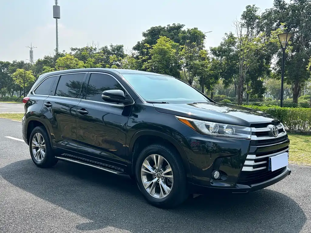 Toyota Highlander — миниатюра 3