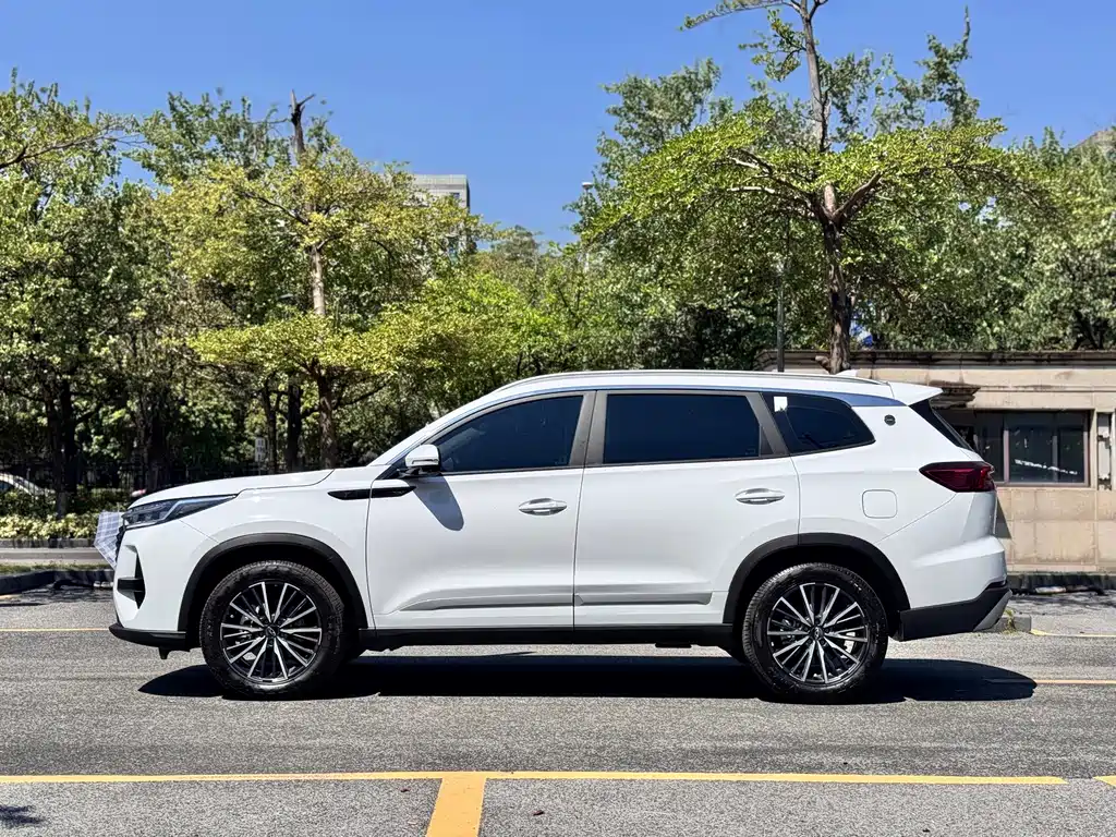 Chery Tiggo 8 PRO — миниатюра 4