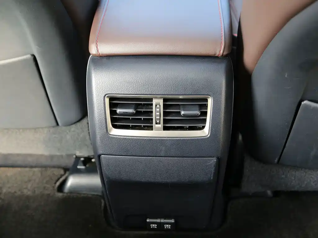 Lexus RX — миниатюра 13