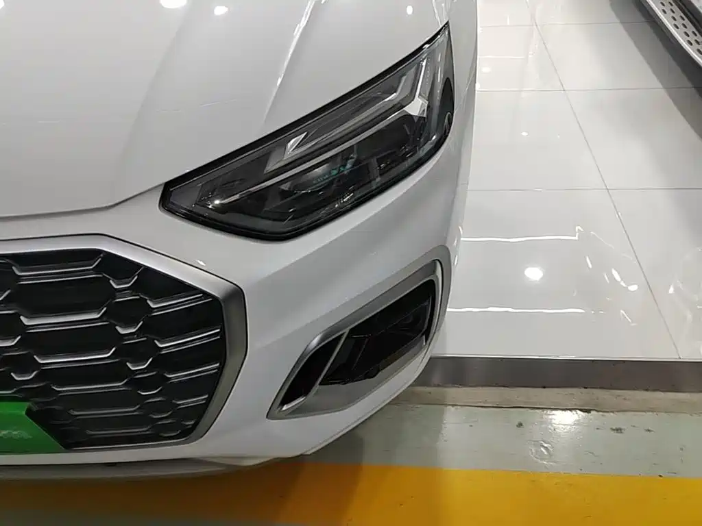 Audi Q5L — миниатюра 24