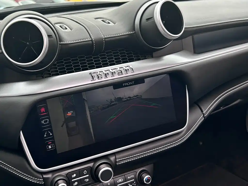 Ferrari Portofino — миниатюра 5