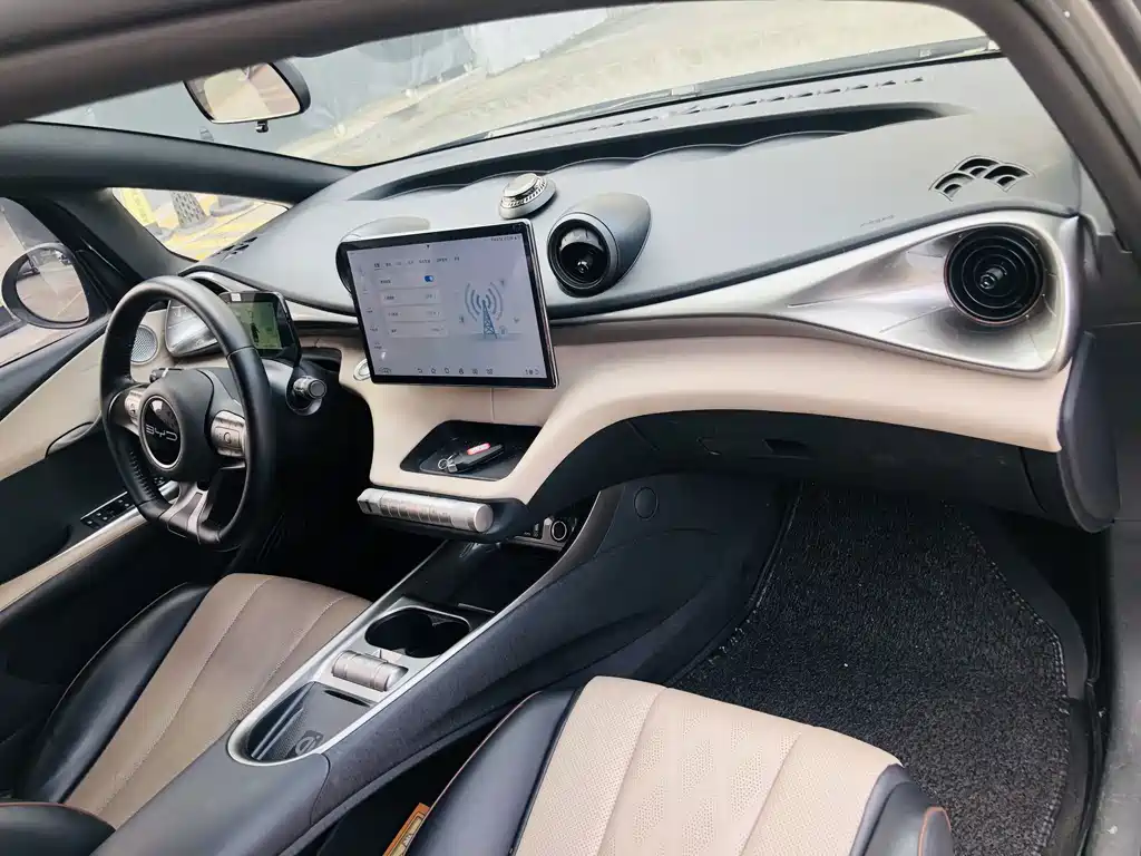 BYD Dolphin — миниатюра 10