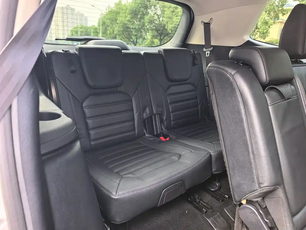 Ford Edge — миниатюра 15
