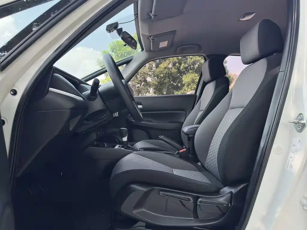 Honda Fit — миниатюра 4