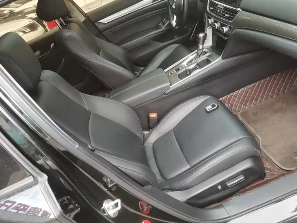 Honda Accord — миниатюра 25