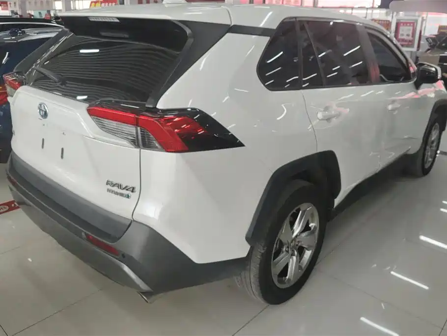 TOYOTA RAV4 RONGFANG