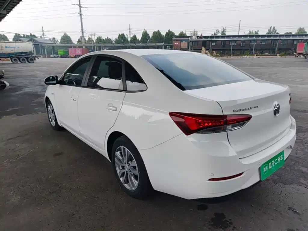 Buick Excelle — миниатюра 5