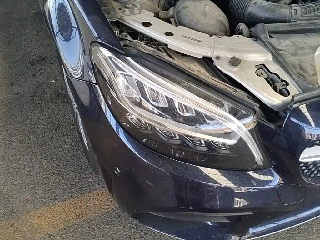 Mercedes-Benz C-Class — миниатюра 11