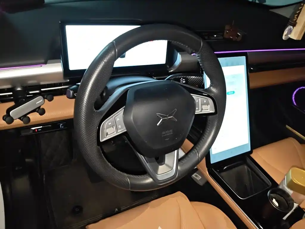 XPeng P5 — миниатюра 3