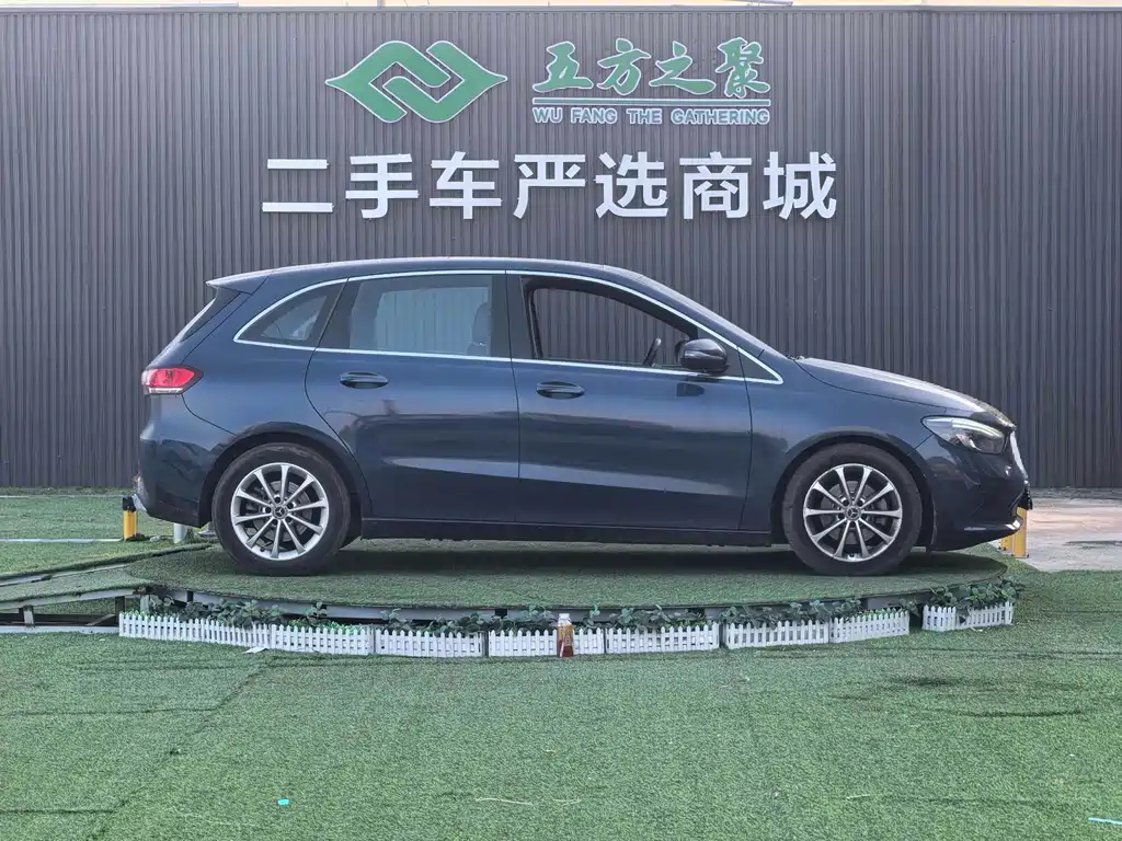 MERCEDES-BENZ B CLASS