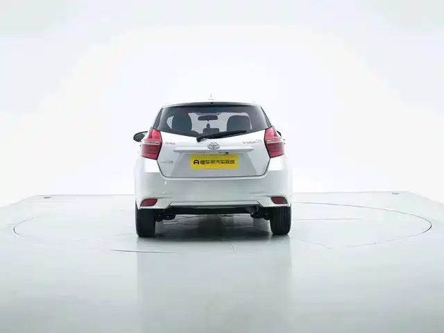 Toyota Vios FS — миниатюра 6