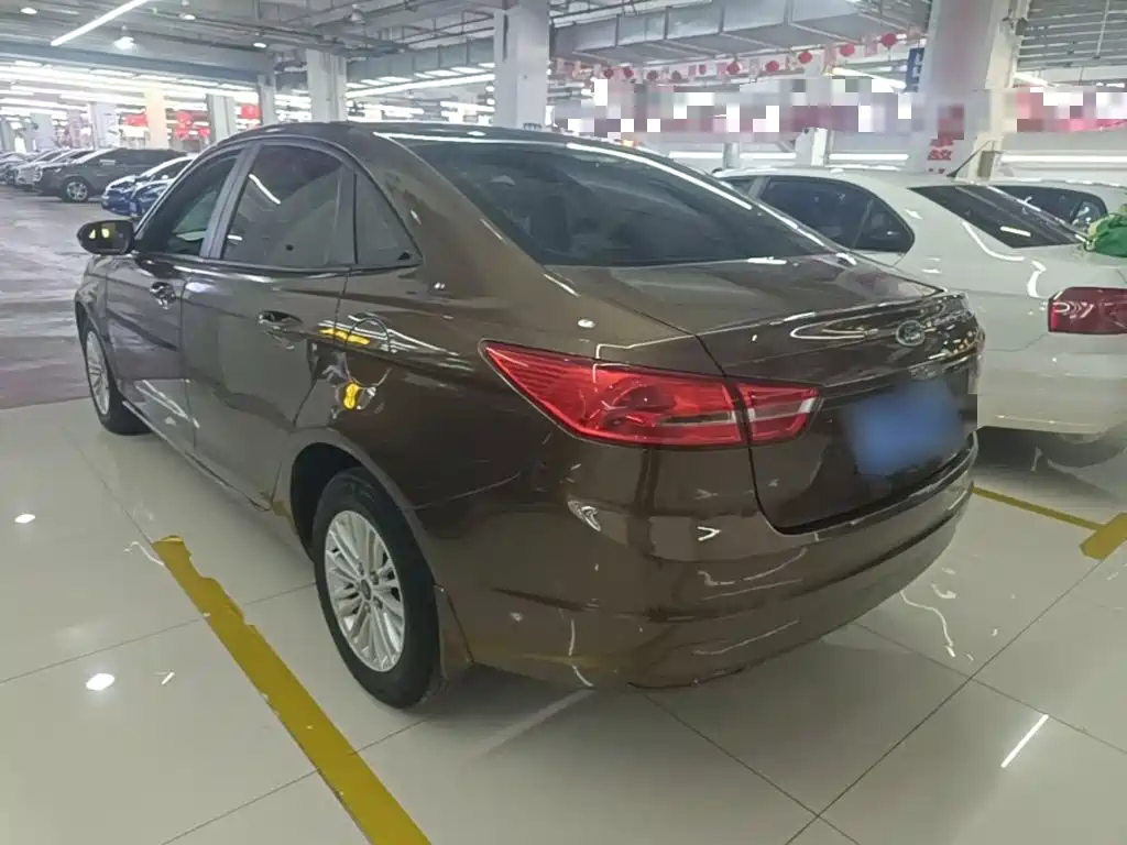 Ford Escort — миниатюра 5