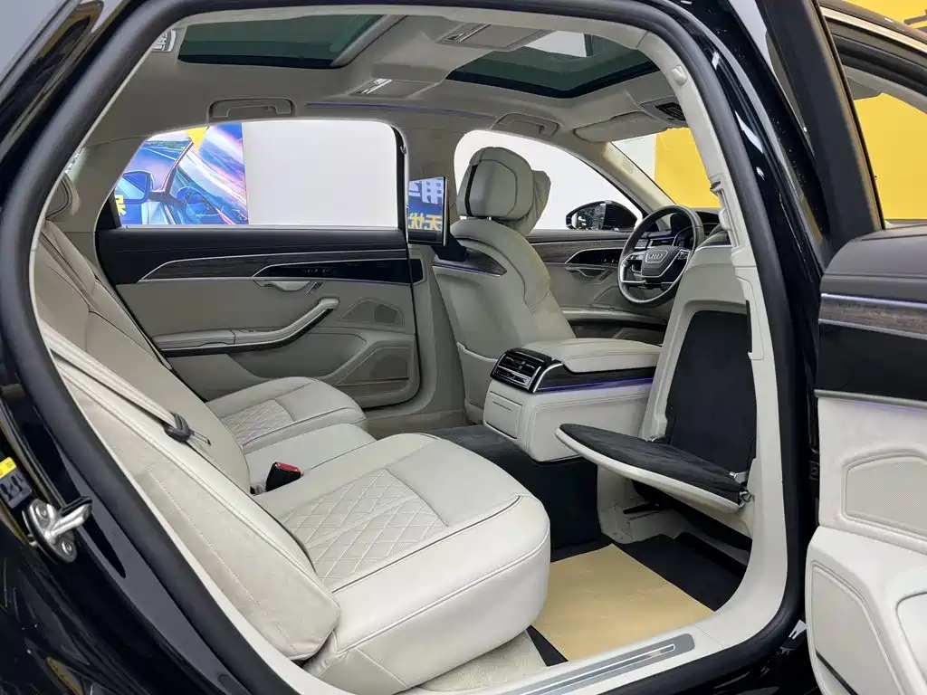 Audi A8 — миниатюра 34