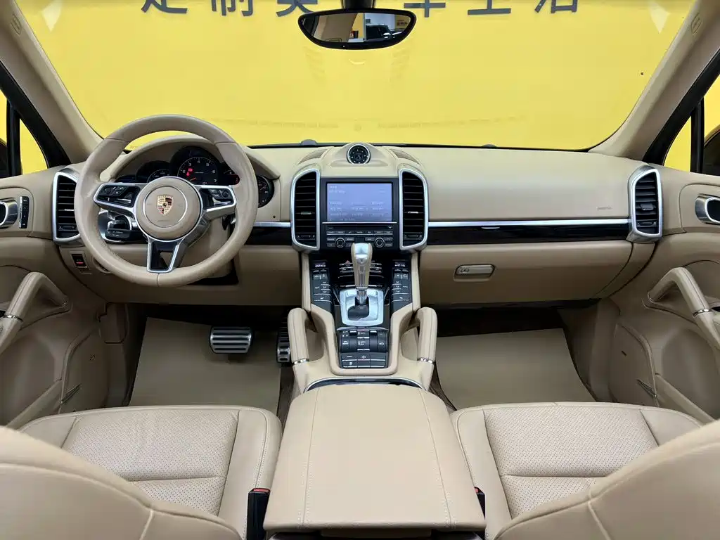 Porsche Cayenne — миниатюра 35