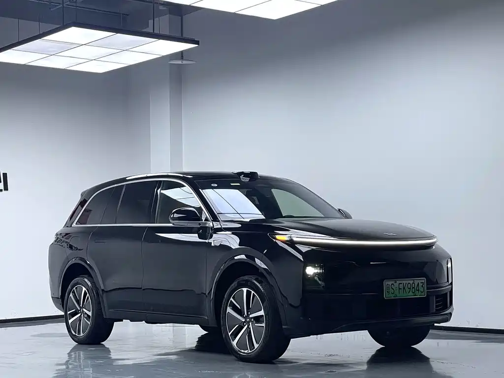Li Auto Li L8 — миниатюра 3