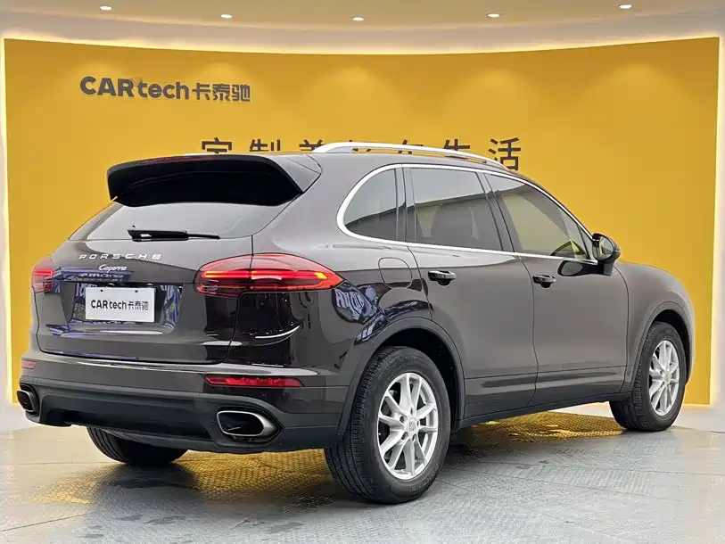 Porsche Cayenne — миниатюра 4