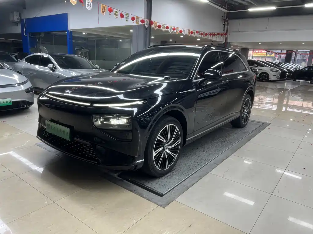 XPeng G9
