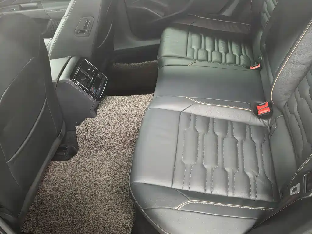 Volkswagen Passat — миниатюра 6