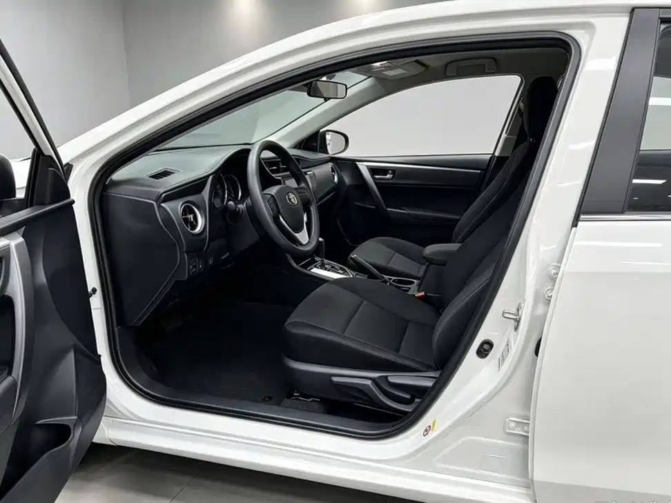 Toyota Corolla — миниатюра 8