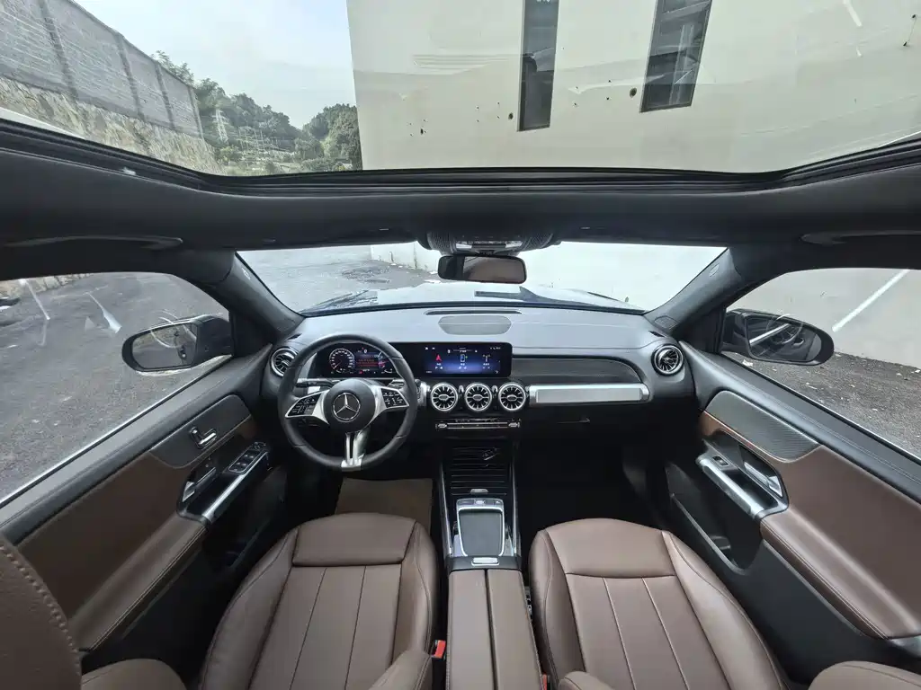 Mercedes-Benz GLB — миниатюра 5