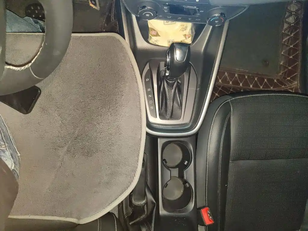 Ford Escort — миниатюра 7