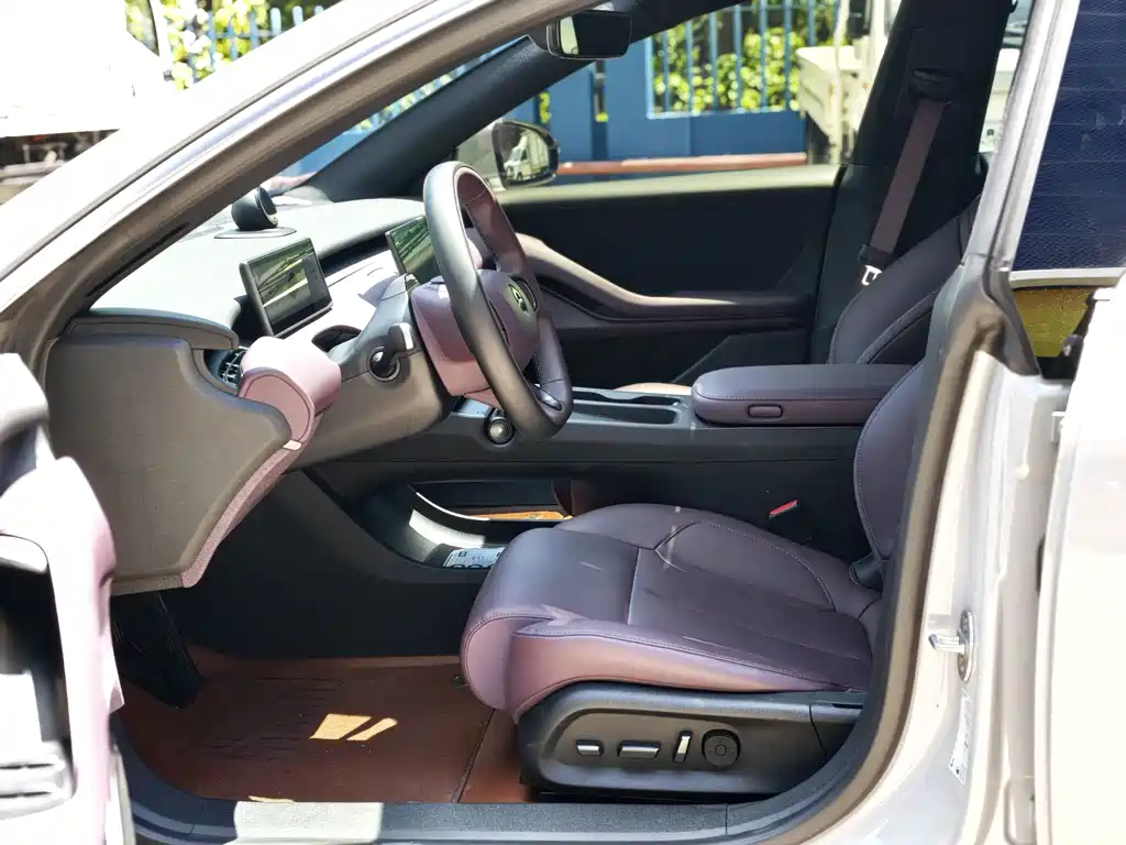 NIO ET5T — миниатюра 7