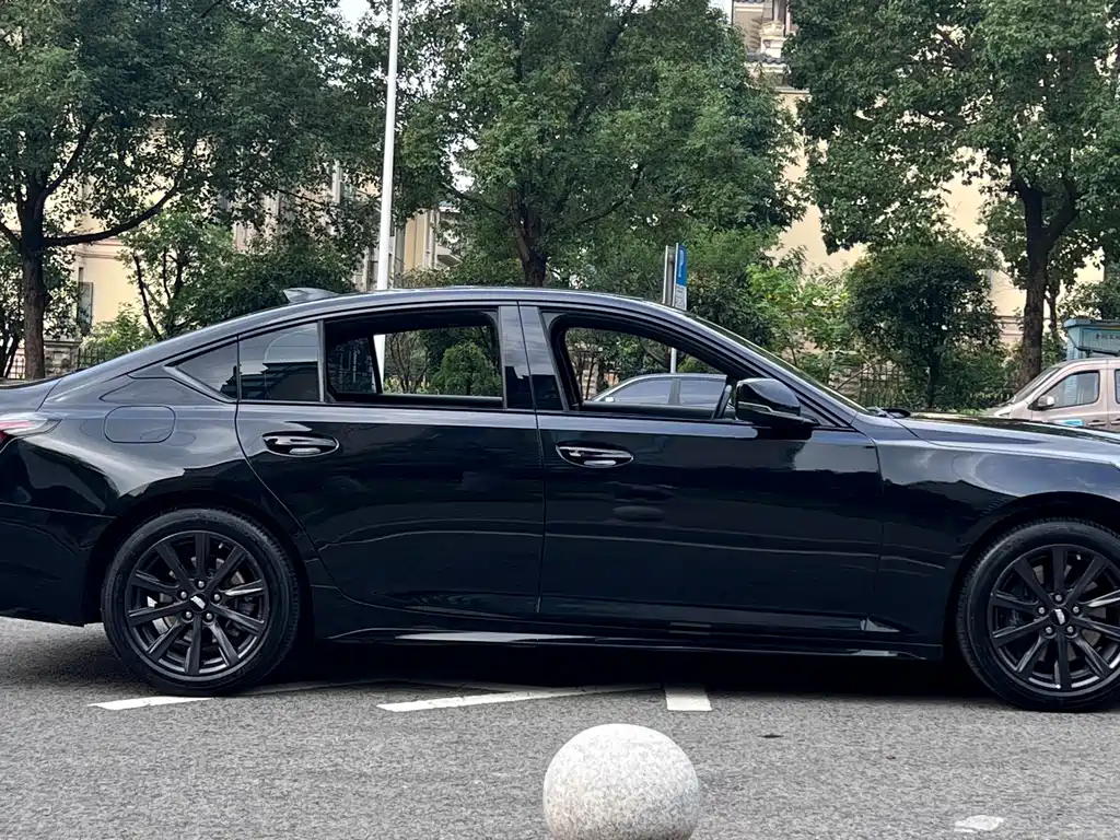 Cadillac CT5 — миниатюра 31