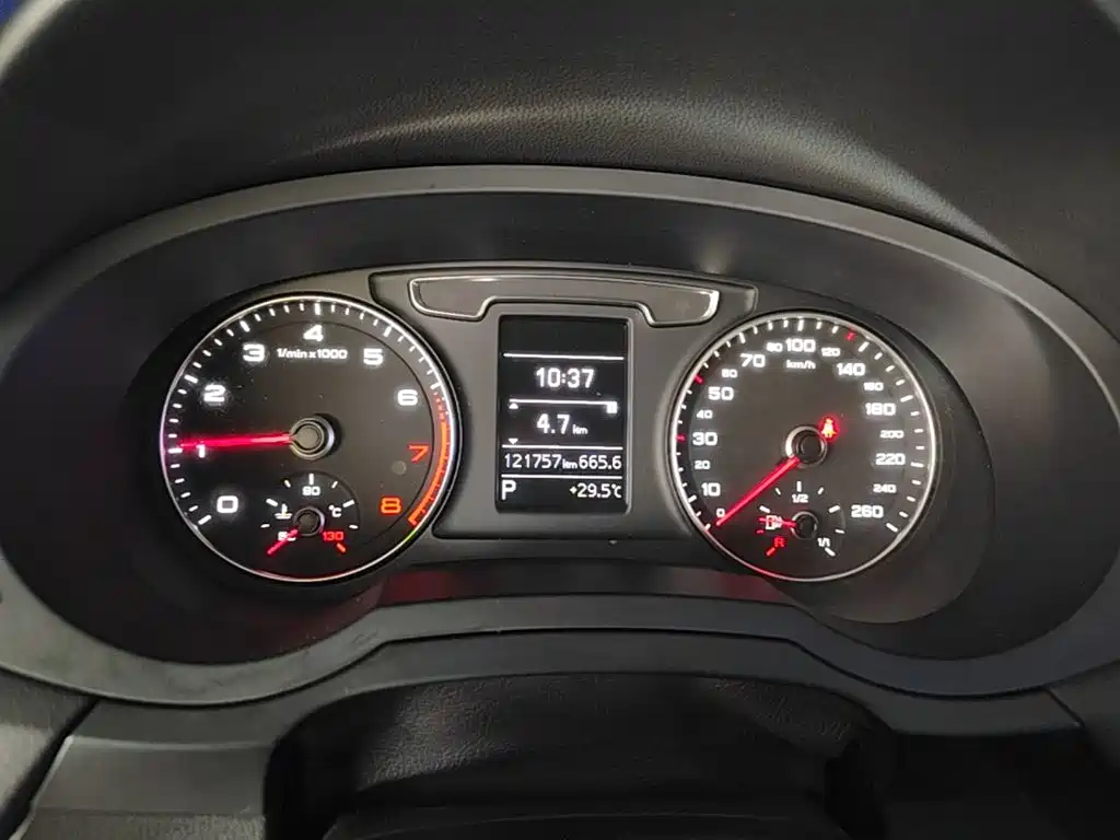 Audi Q3 — миниатюра 12
