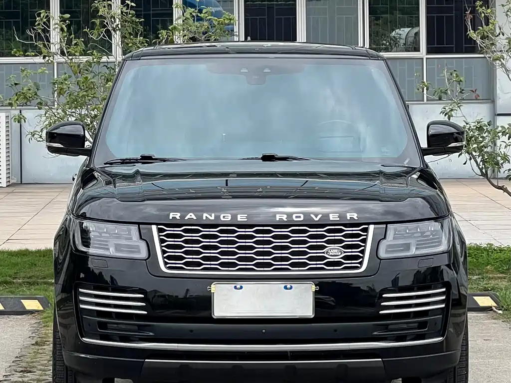 Land Rover Range Rover 2022 3.0 L6 400PS Long Wheelbase