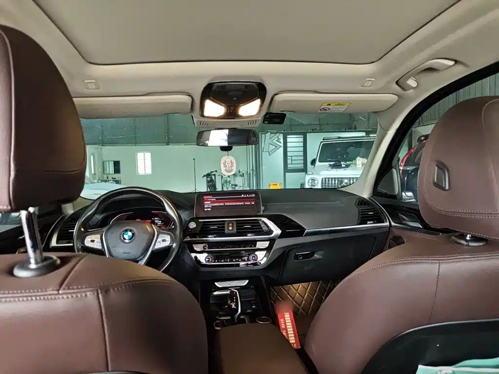 BMW X3 — миниатюра 9