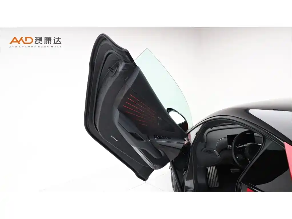 Yangwang Yangwang U9 — миниатюра 10