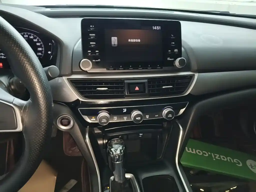 Honda Inspire — миниатюра 13