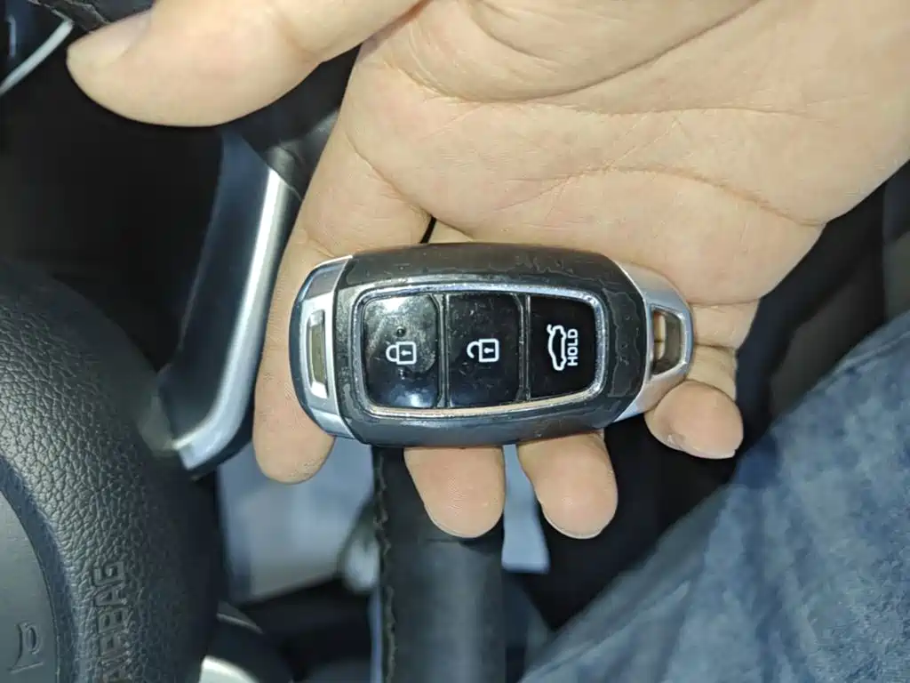 Hyundai Sonata — миниатюра 9