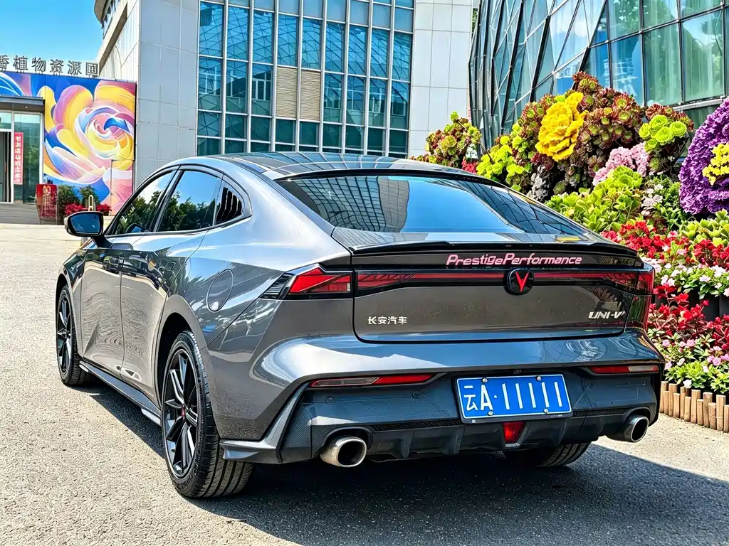 Changan UNI-V — миниатюра 5