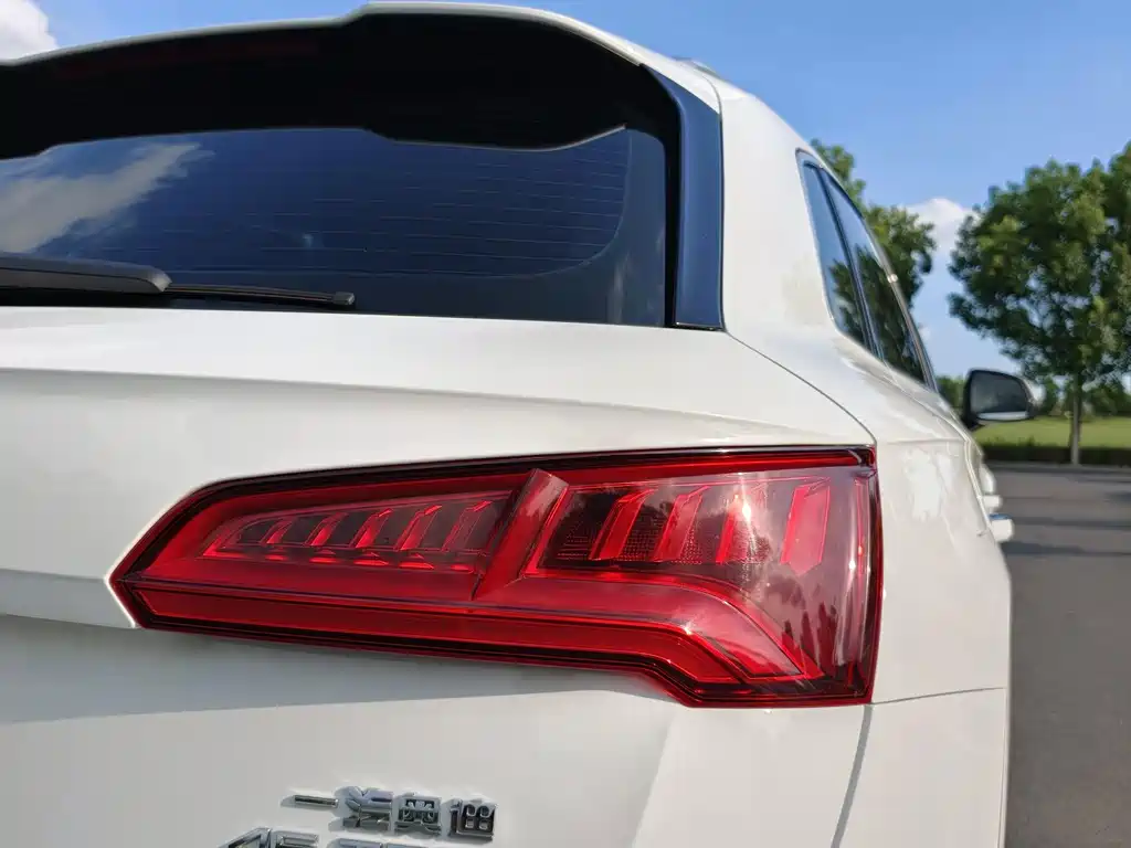 Audi Q5L — миниатюра 6