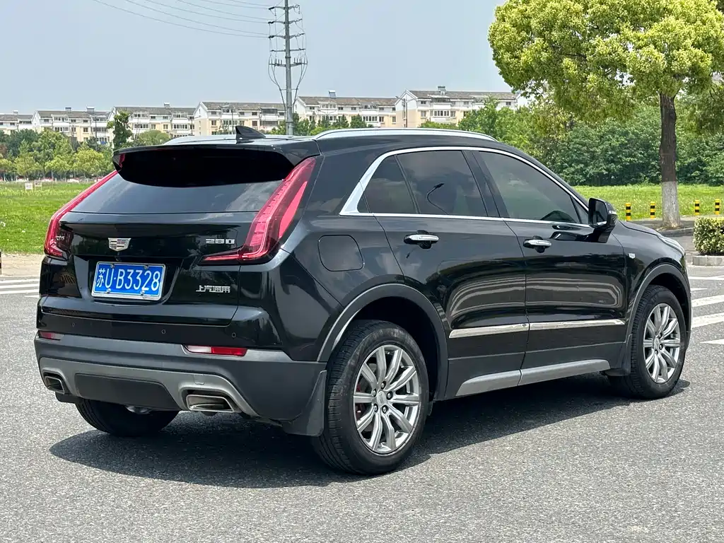 Cadillac XT4 2020 28T Lead