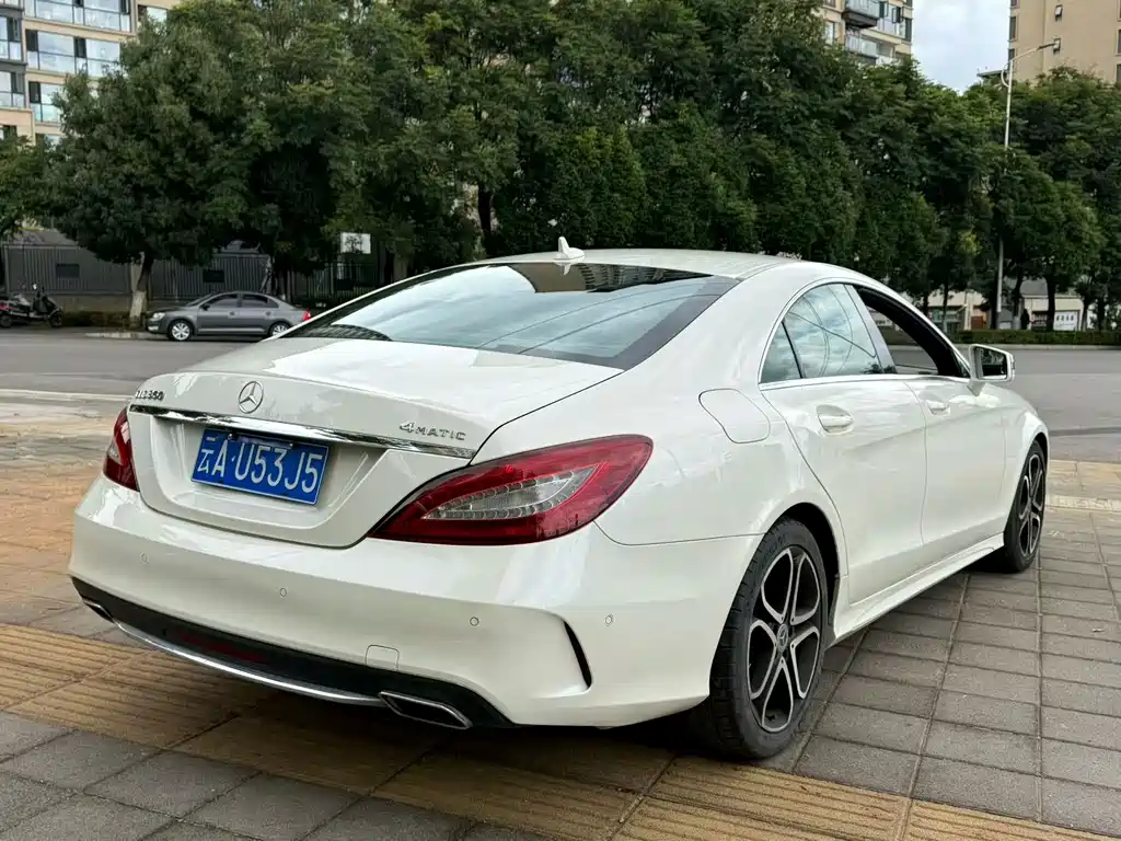 Mercedes-Benz CLS — миниатюра 8