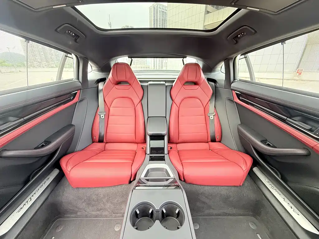 Porsche Panamera — миниатюра 10