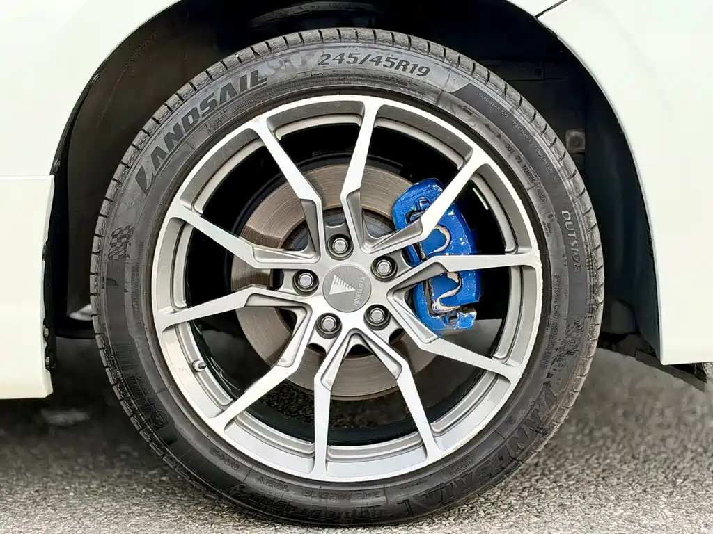 Toyota Vellfire — миниатюра 18