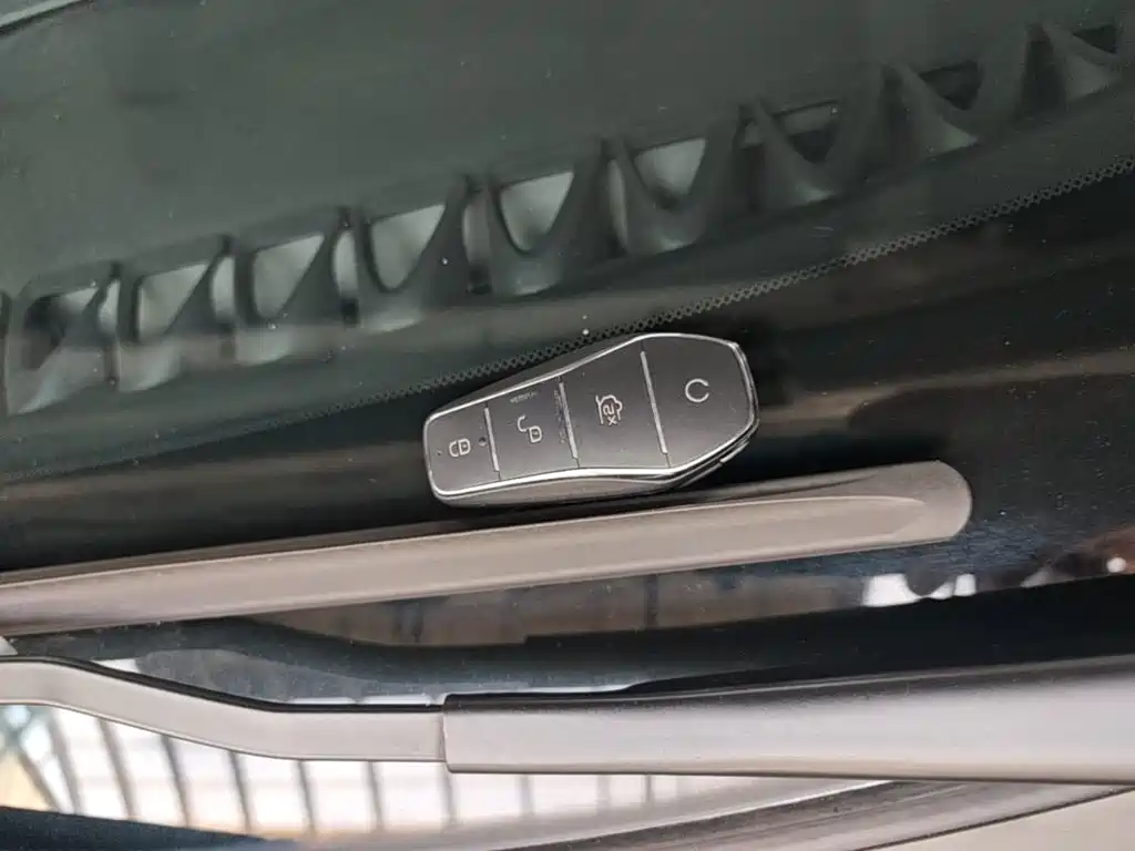 BYD Dolphin — миниатюра 9