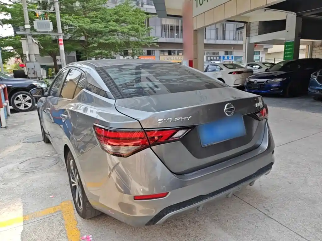 Nissan Sylphy — миниатюра 5